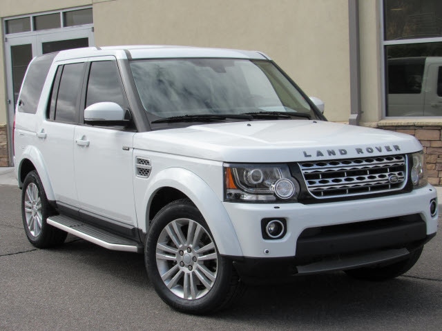 2016 Land Rover LR4 HSE LUX