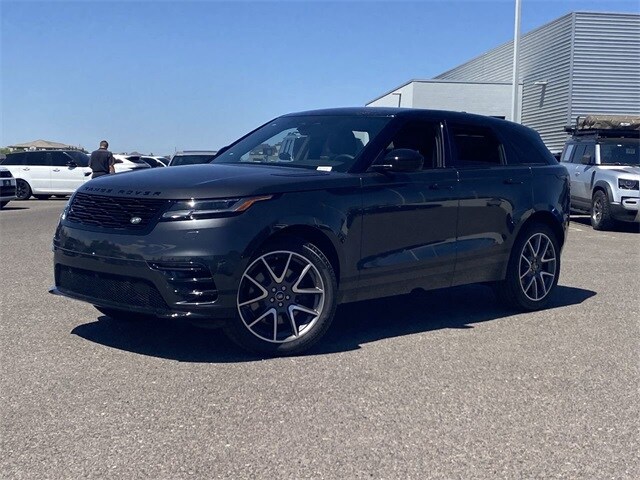 2026 Land Rover Range Rover Velar SE photo 2