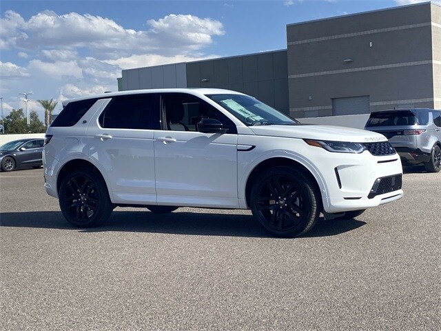 2025 Land Rover Discovery Sport S photo 4