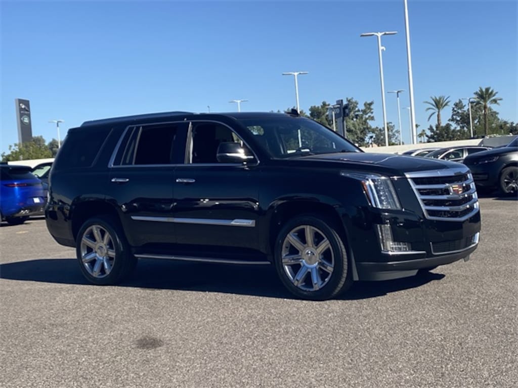 Used 2019 CADILLAC Escalade Premium Luxury SUV
