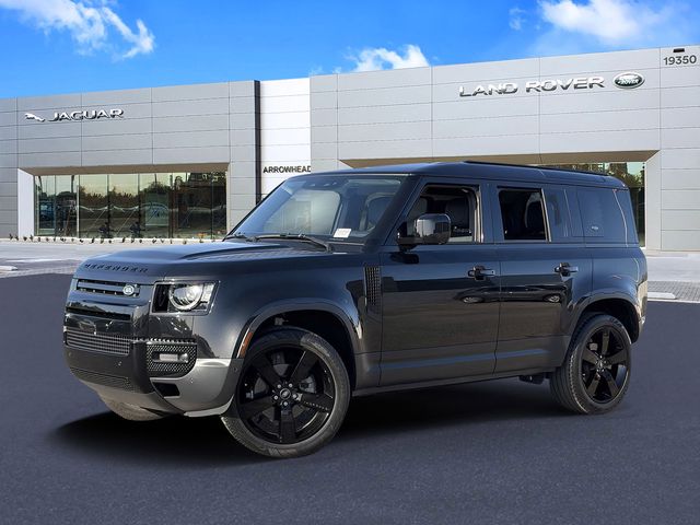 2024 Land Rover Defender 110 S P300's photo