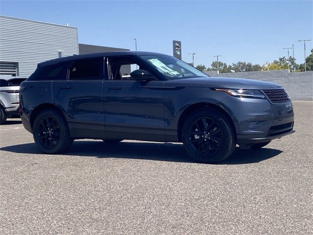 2025 Land Rover Range Rover Velar P250 S photo 3