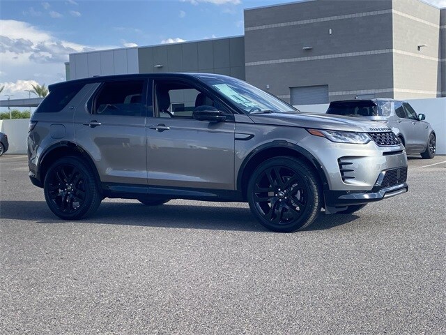 2025 Land Rover Discovery Sport Dynamic SE photo 4