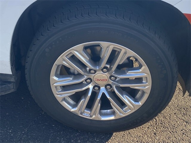 2023 Gmc Yukon SLT photo 4