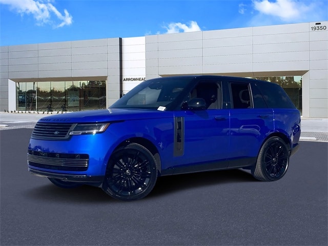 2025 Land Rover Range Rover SV's photo