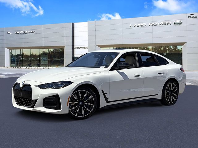 2023 BMW i4 eDrive40's photo