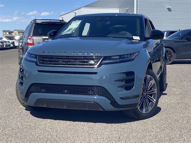 2026 Land Rover Range Rover Evoque Dynamic SE photo 3