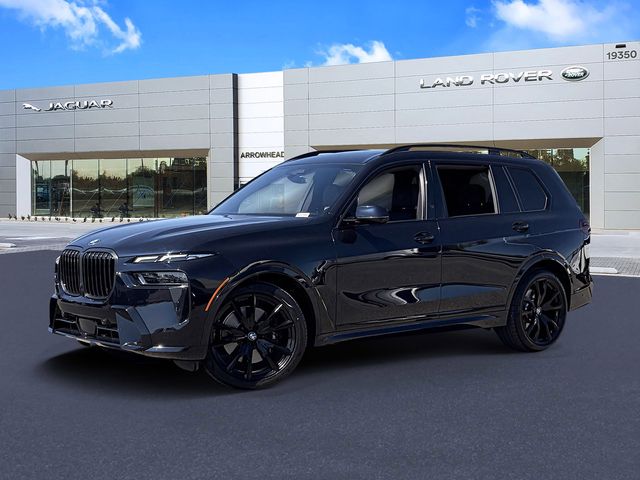 2023 BMW X7 xDrive40i's photo
