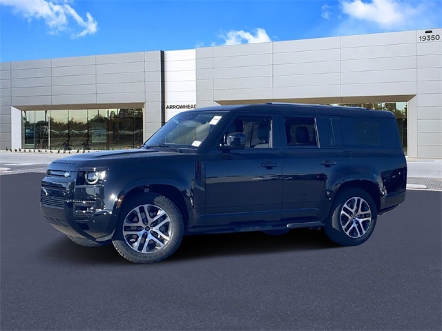 2025 Land Rover Defender X-Dynamic SE's photo