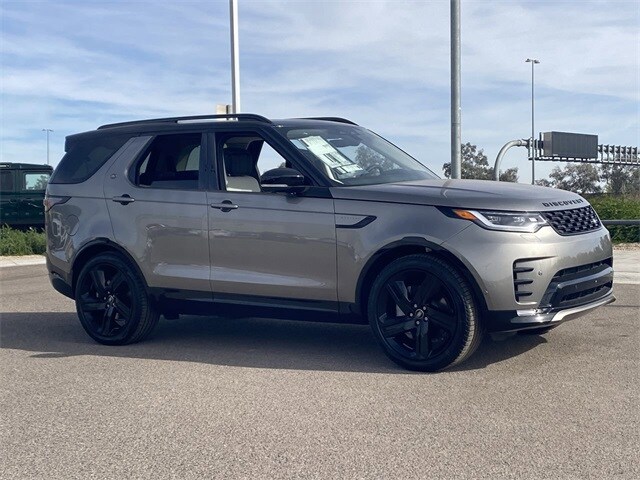 2025 Land Rover Discovery SE photo 4