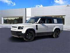 2026 Land Rover Defender 130 X-Dynamic SE SUV