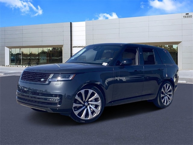 2025 Land Rover Range Rover SE's photo