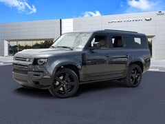 2026 Land Rover Defender 130 X-Dynamic SE SUV
