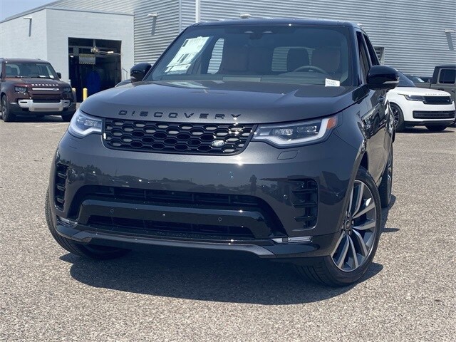 2025 Land Rover Discovery SE photo 2