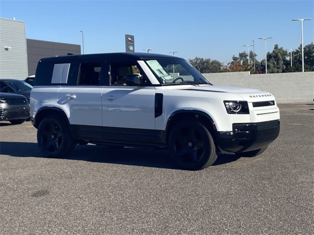 New 2026 Land Rover Defender 110 XV8 525PS SUV