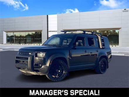 2023 Land Rover Defender 130 SE SUV