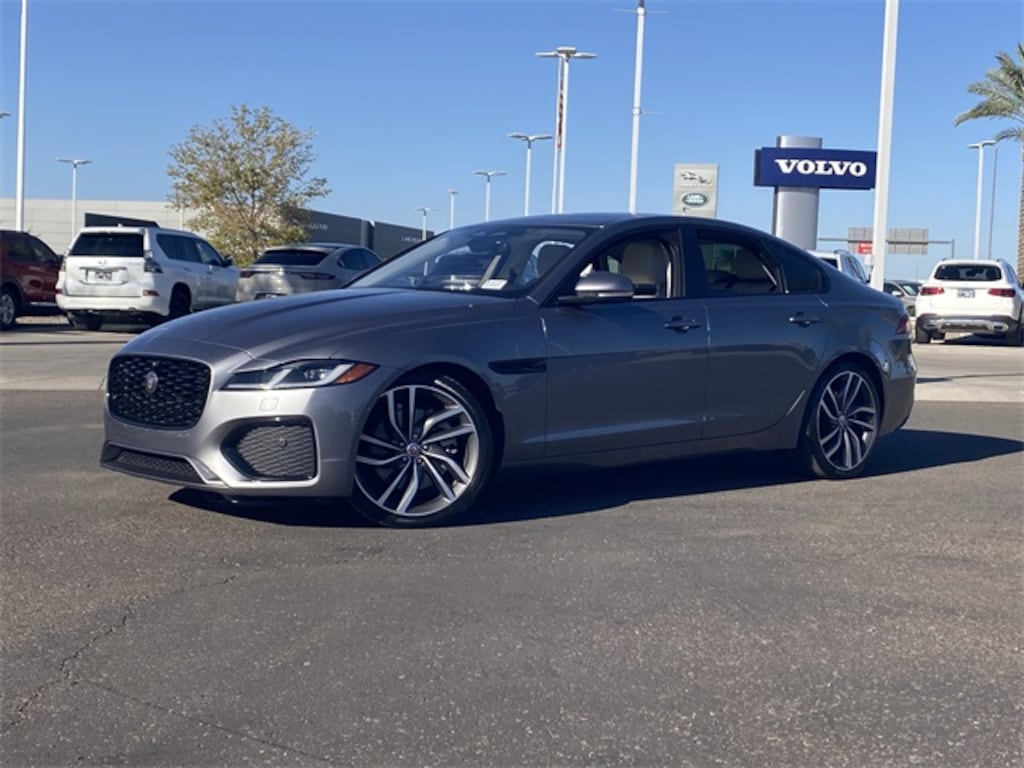 Used 2021 Jaguar XF SE Sedan