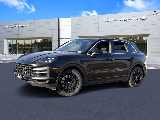 2024 Porsche Cayenne -'s photo