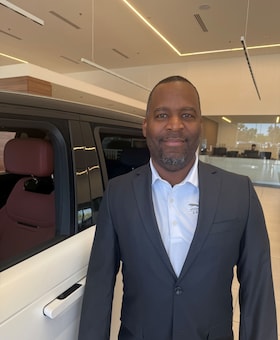 Staff member Nygil Newborn from ID_4a8d8dd6d7ee