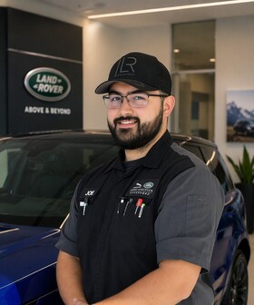 Staff member Joe Nunez from ID_8d6066996ab4