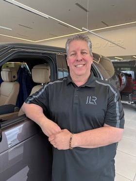 Staff member Bob Douglas from ID_3d4a4a1f8829