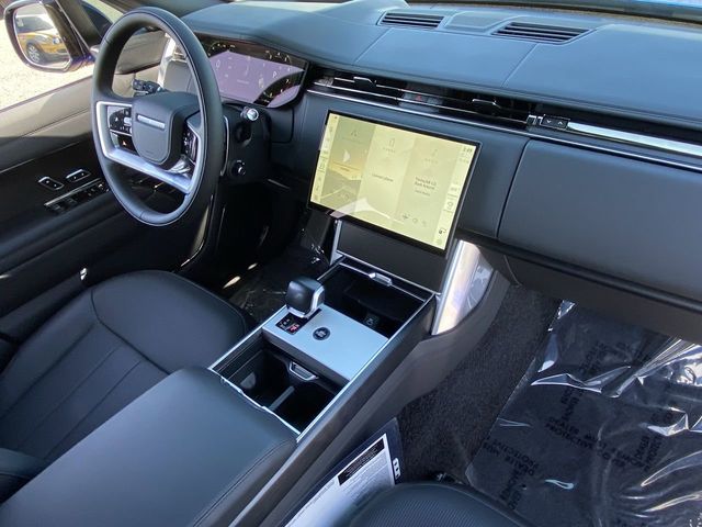 2025 Land Rover Range Rover SV - Photo 11