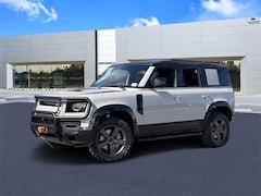 2026 Land Rover Defender 110 X-Dynamic SE SUV