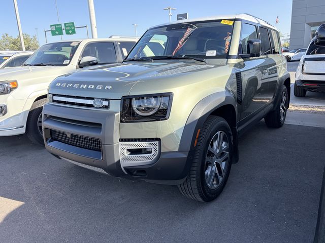 2020 Land Rover Defender HSE's photo
