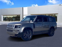 2025 Land Rover Defender 130 X-Dynamic SE SUV