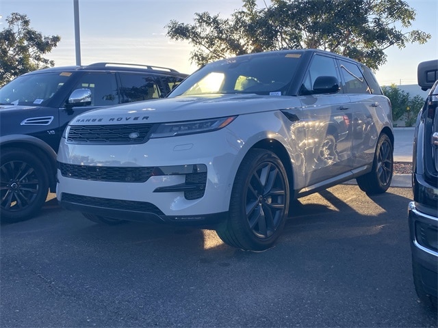 2025 Land Rover Range Rover Sport SE's photo