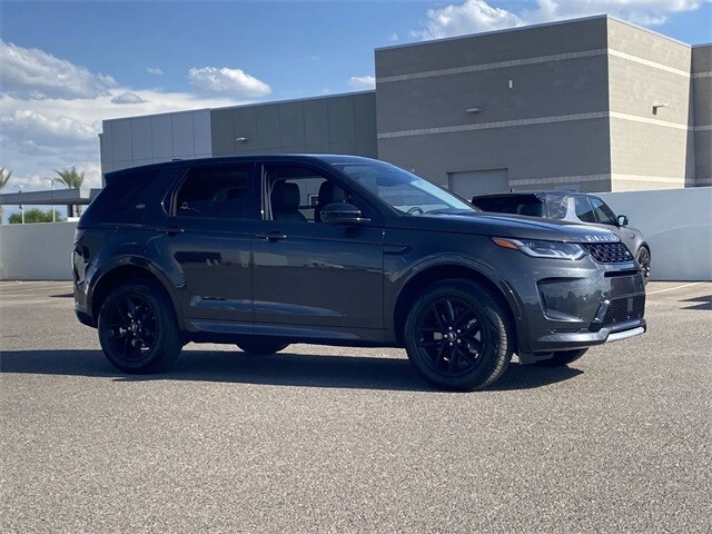 2025 Land Rover Discovery Sport S photo 3