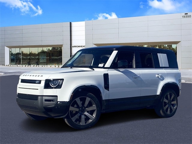 2026 Land Rover Defender V8's photo