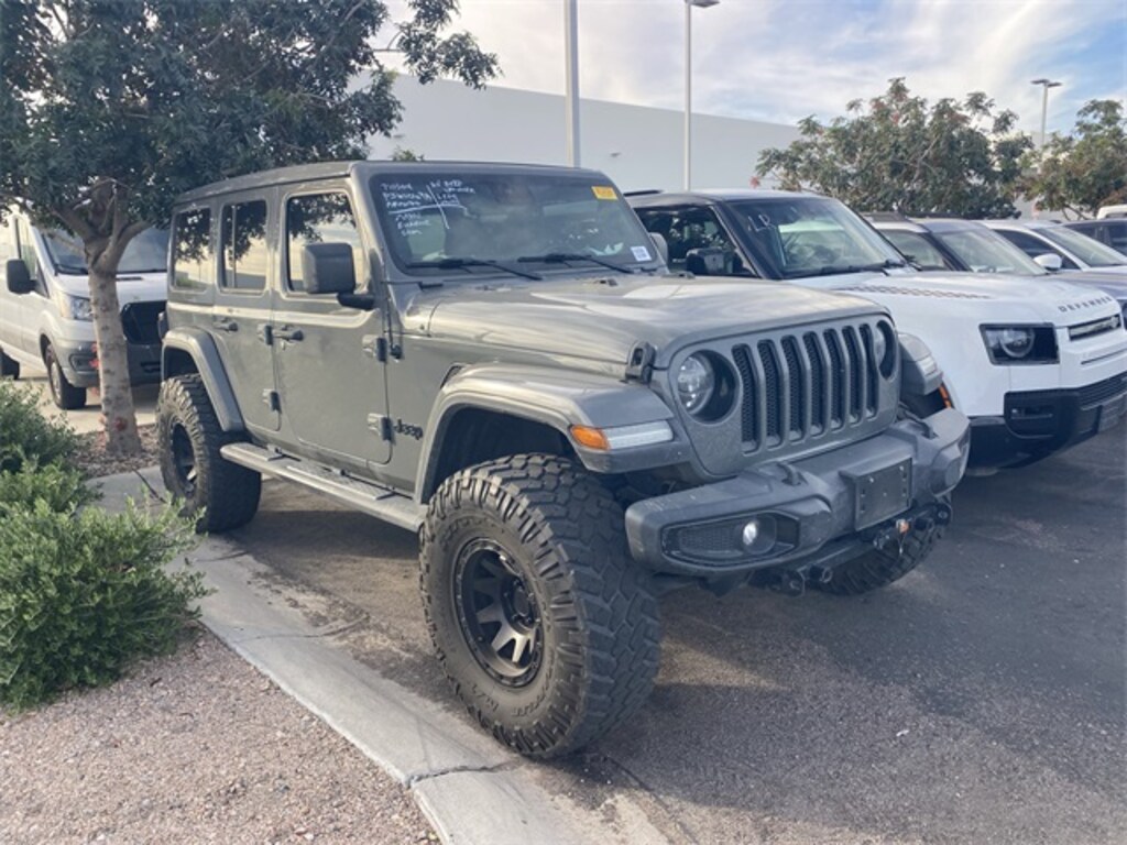 Used 2020 Jeep Wrangler Unlimited Sahara SUV