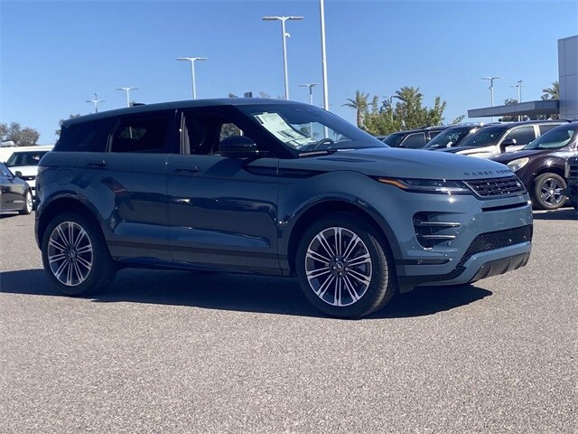 2026 Land Rover Range Rover Evoque Dynamic SE photo 4