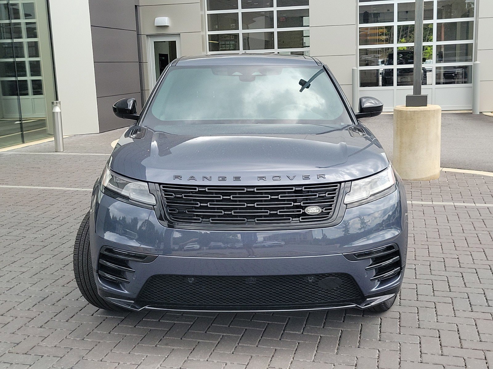 Certified 2024 Land Rover Range Rover Velar Dynamic SE with VIN SALYL2EX5RA370842 for sale in Arden, NC