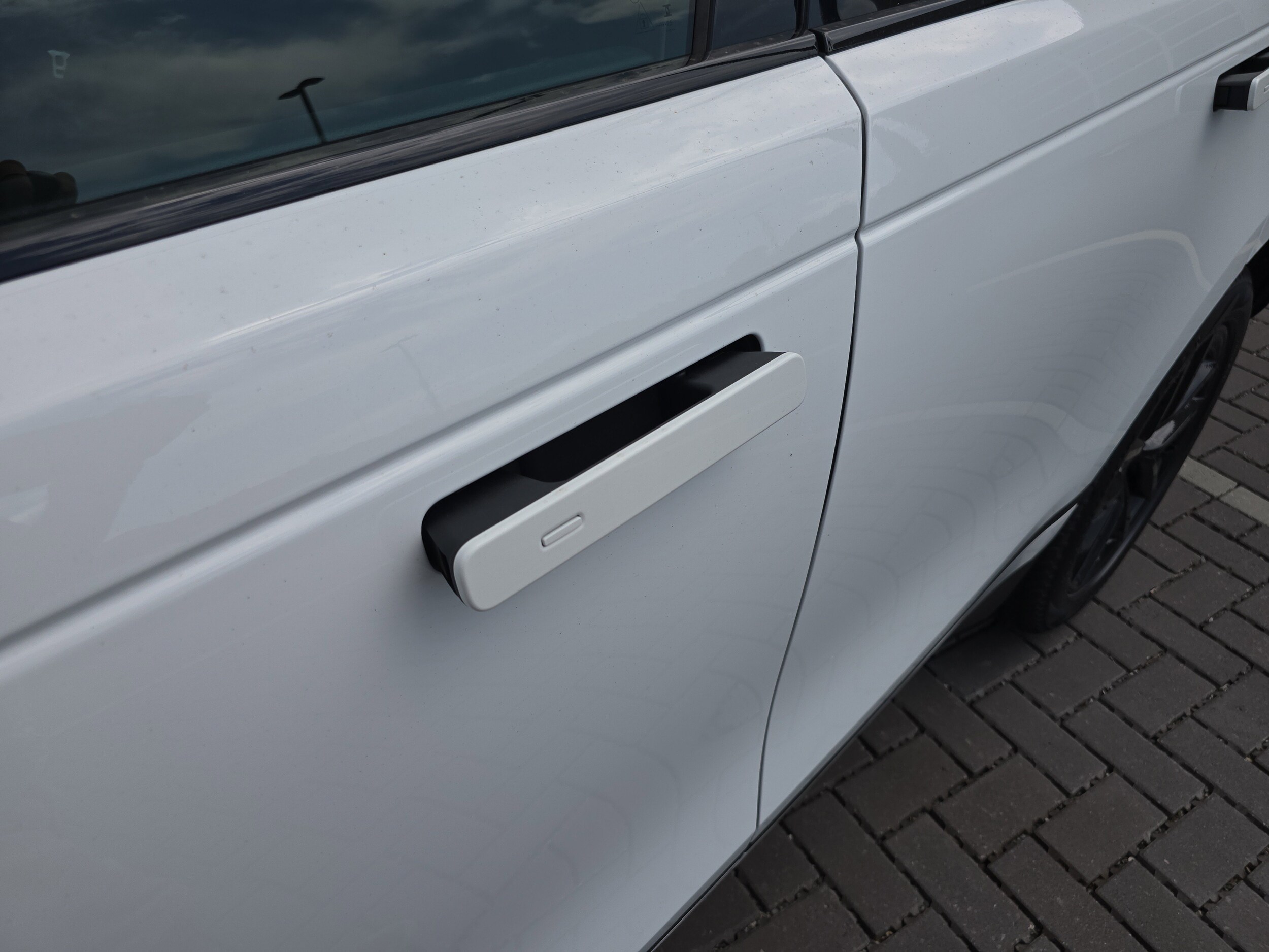 2026 Land Rover Range Rover Velar S - Photo 14