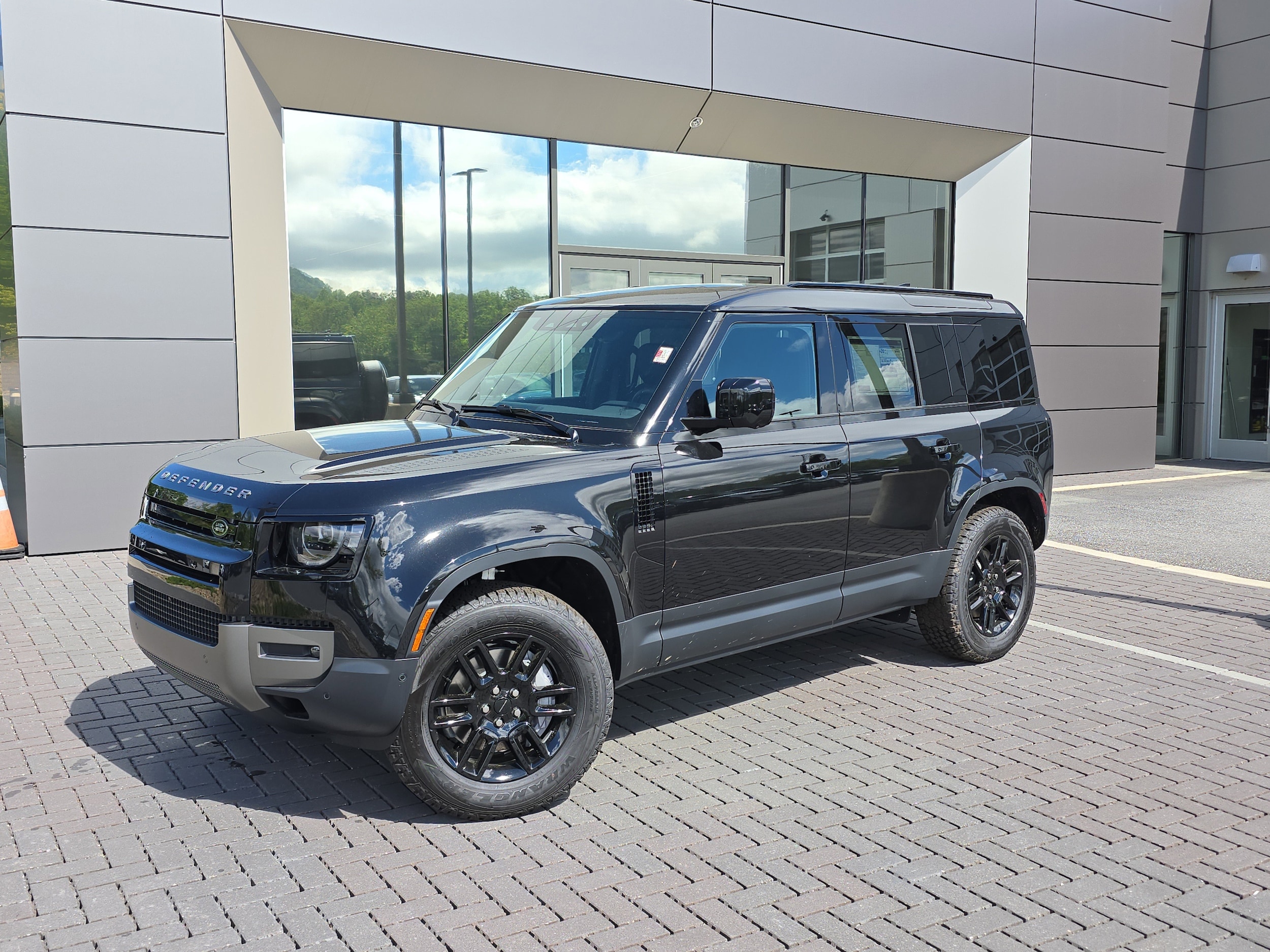2026 Land Rover Defender