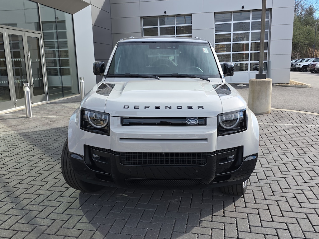 New 2026 Land Rover Defender 130 X-Dynamic SE SUV