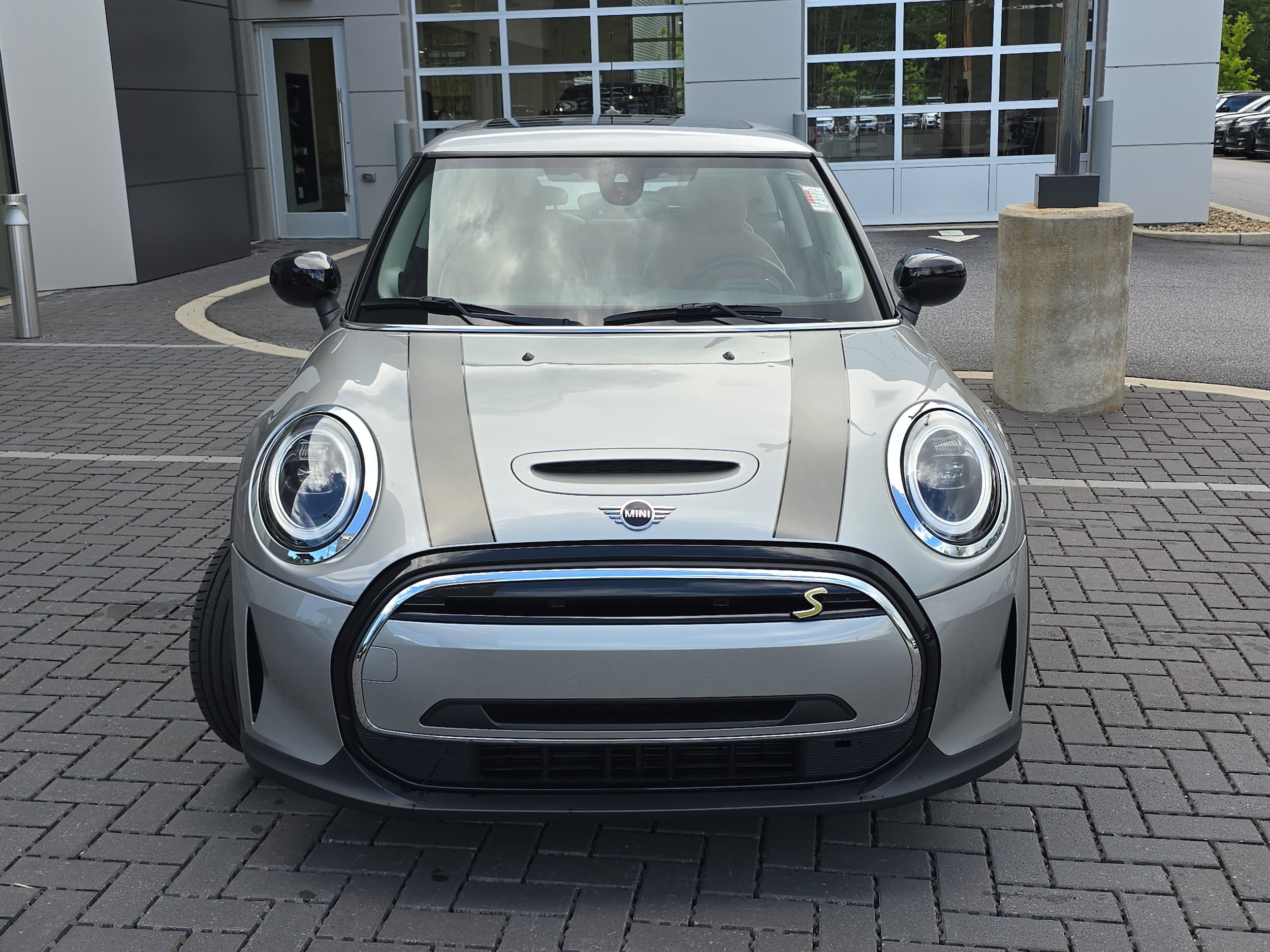 Used 2024 MINI Hardtop 2 Door SE with VIN WMW13DJ06R2V05508 for sale in Arden, NC