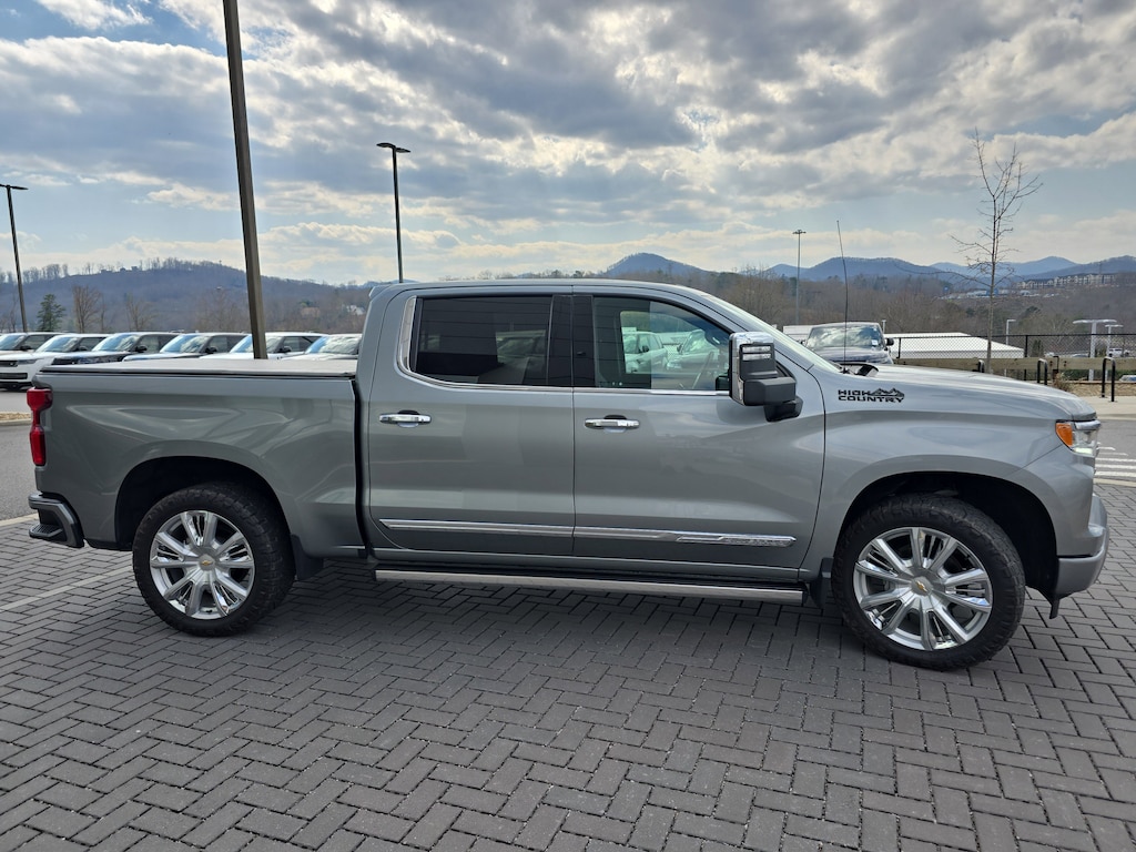 Used 2024 Chevrolet Silverado 1500 4WD Crew Cab 147 High Country