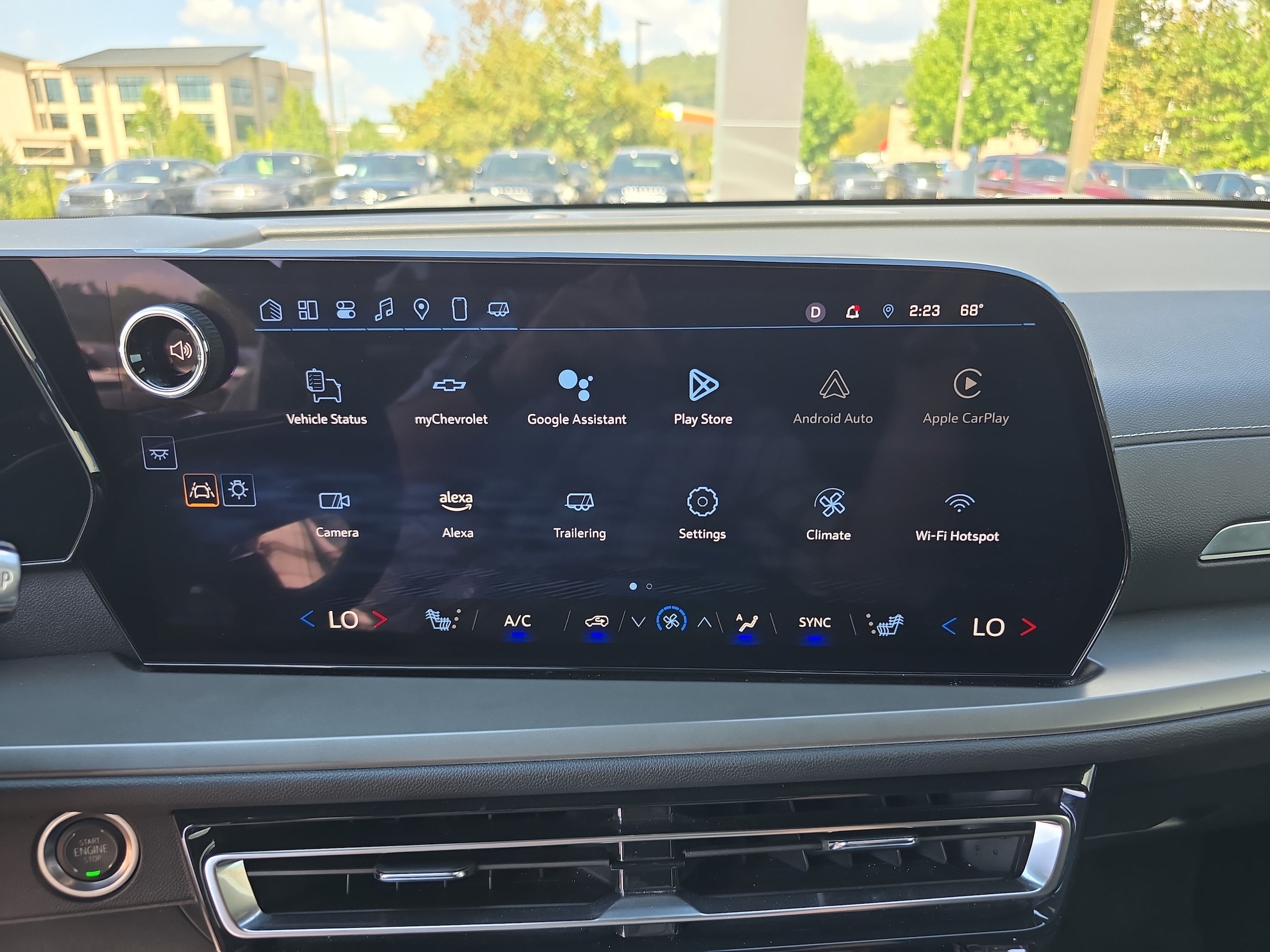 2025 Chevrolet Traverse LT - Photo 26
