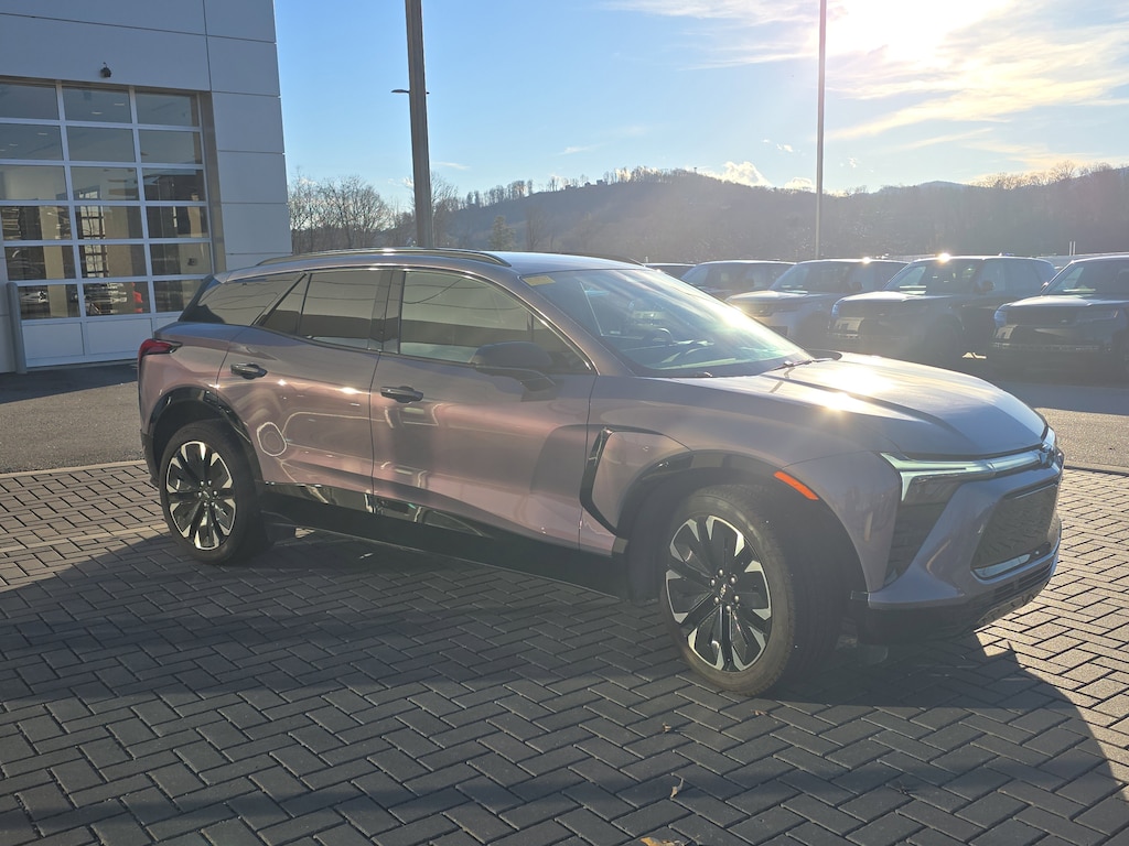 Used 2025 Chevrolet Blazer EV AWD RS AWD RS