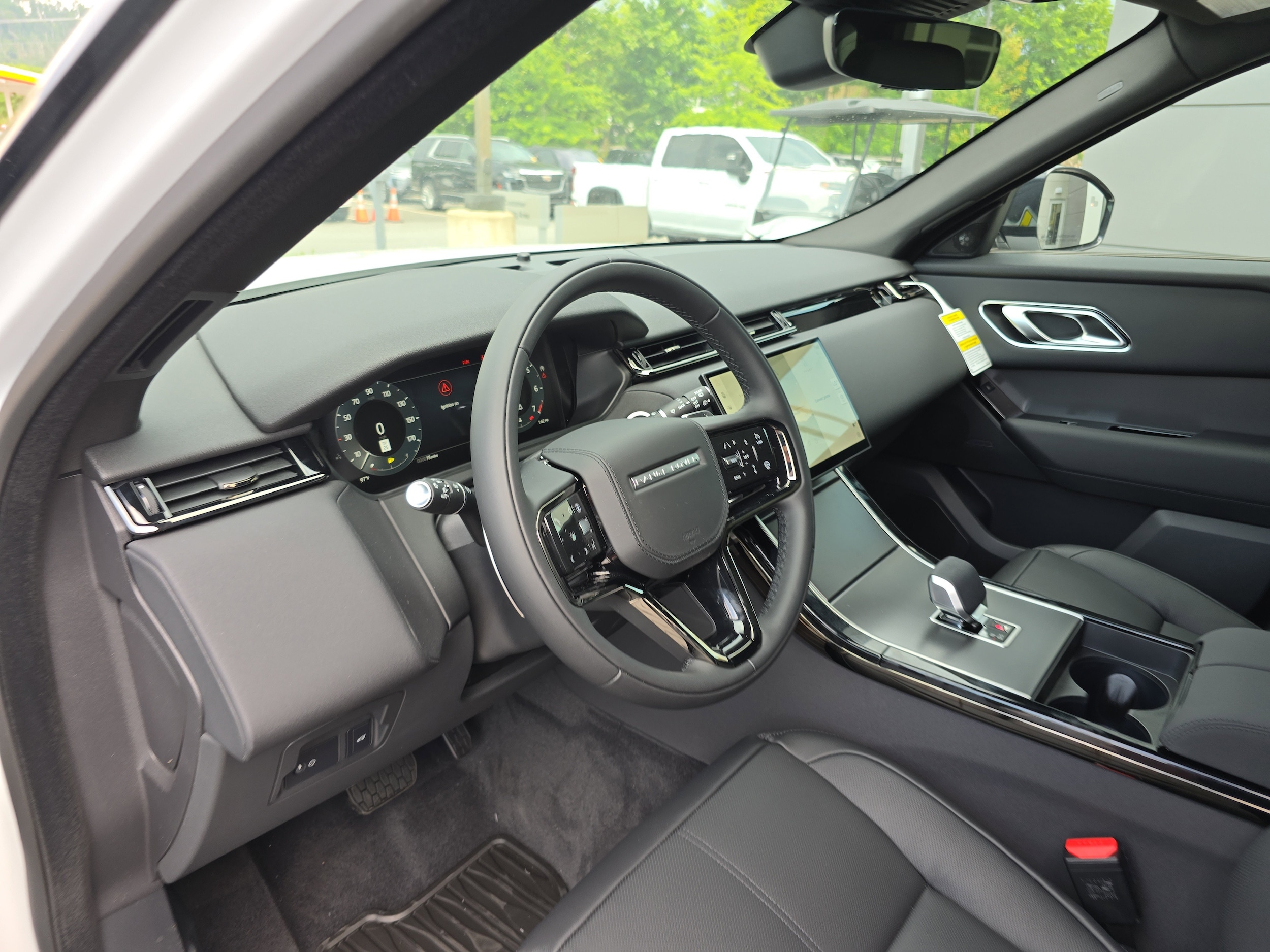 2026 Land Rover Range Rover Velar S - Photo 24