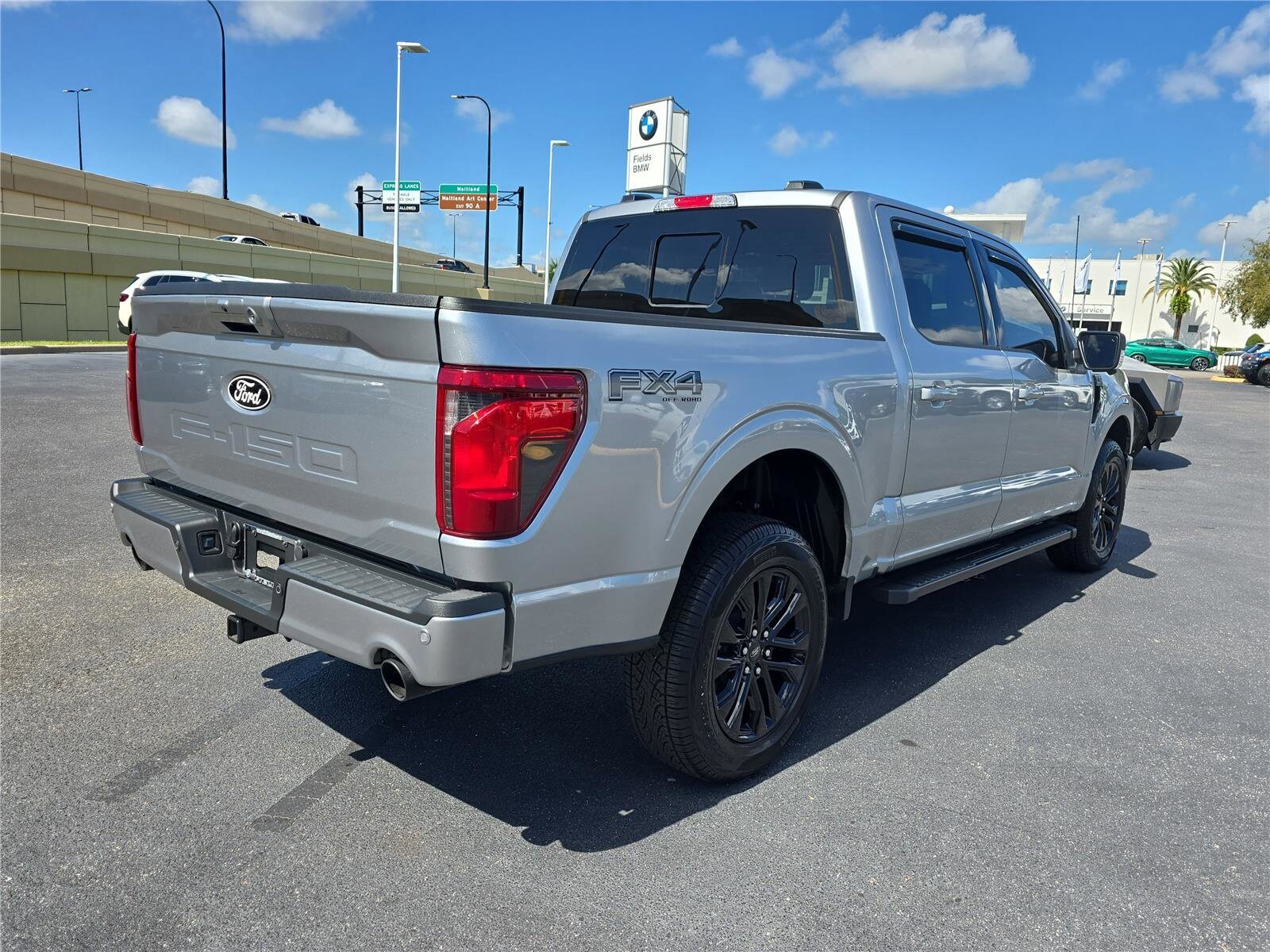 2025 Ford F-150 XLT photo 4