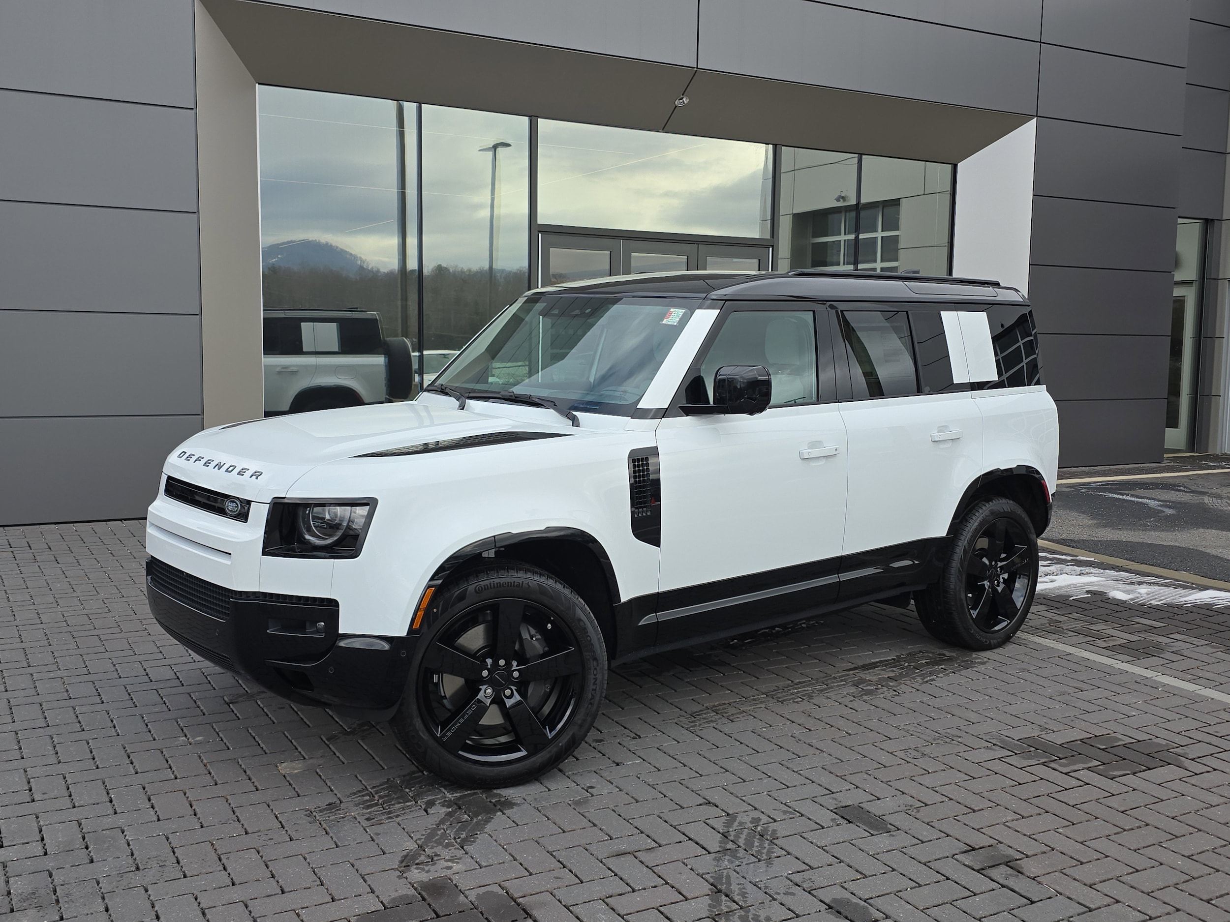 2026 Land Rover Defender