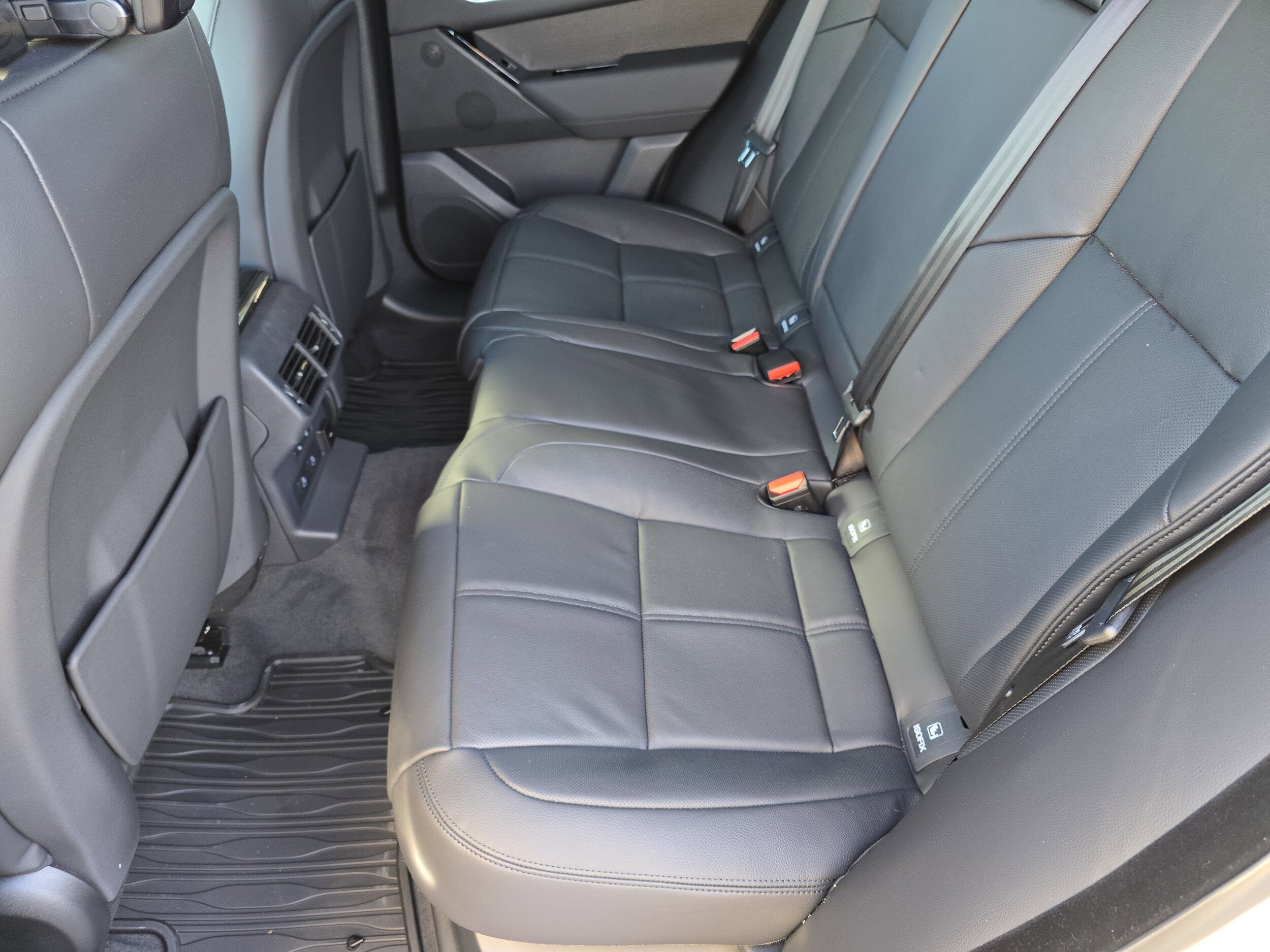 2026 Land Rover Range Rover Velar Dynamic SE - Photo 17