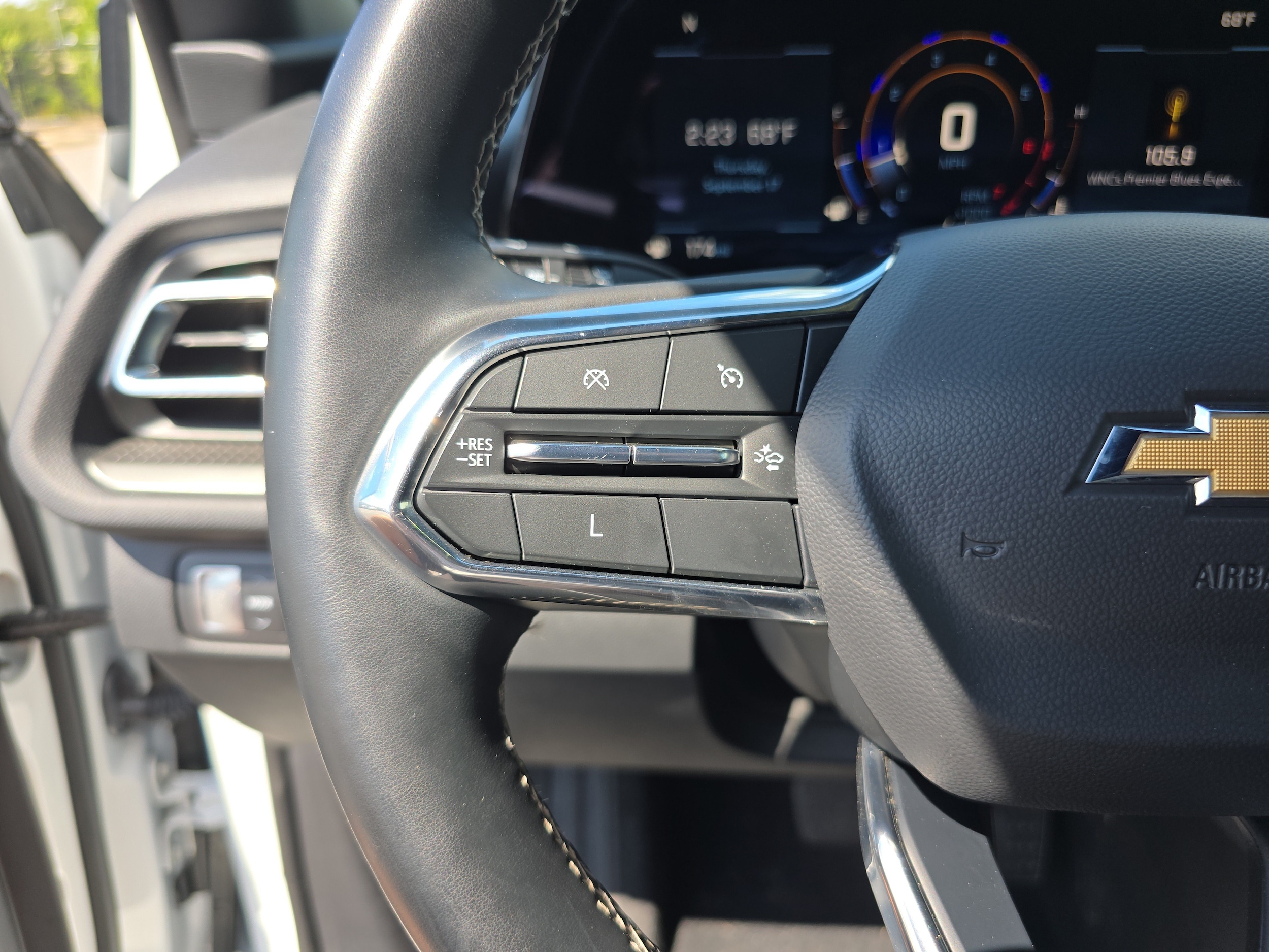 2025 Chevrolet Traverse LT - Photo 31