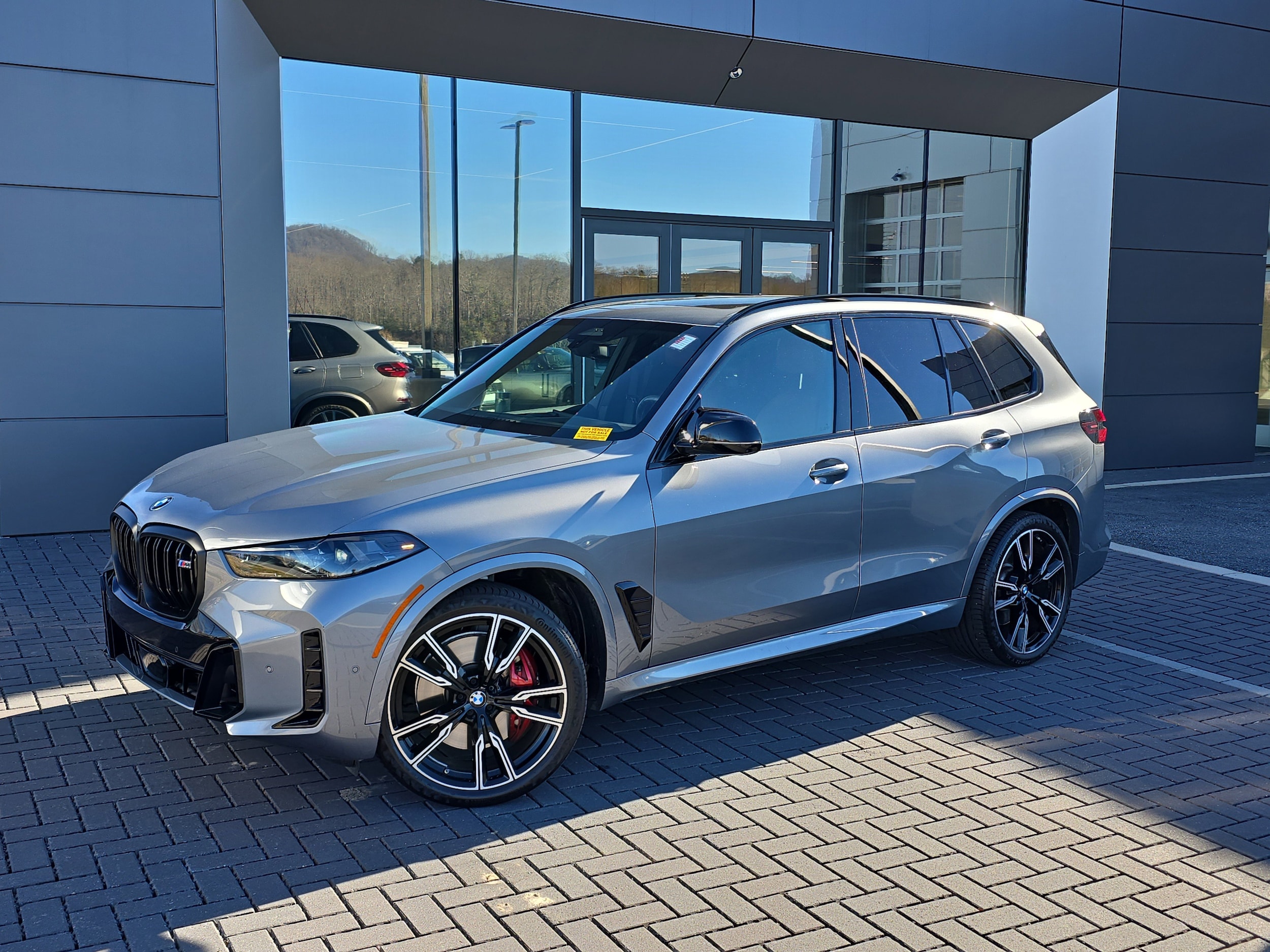 2024 BMW X5 M60i's photo