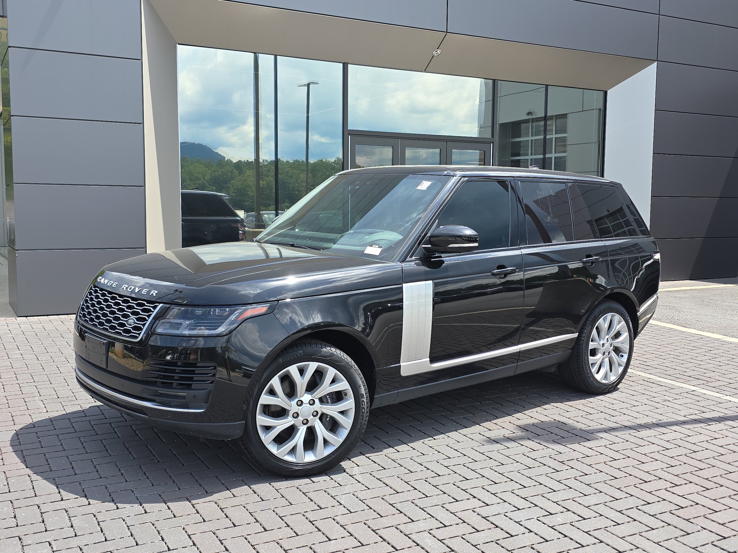 2021 Land Rover Range Rover P400 HSE Westminster Edition