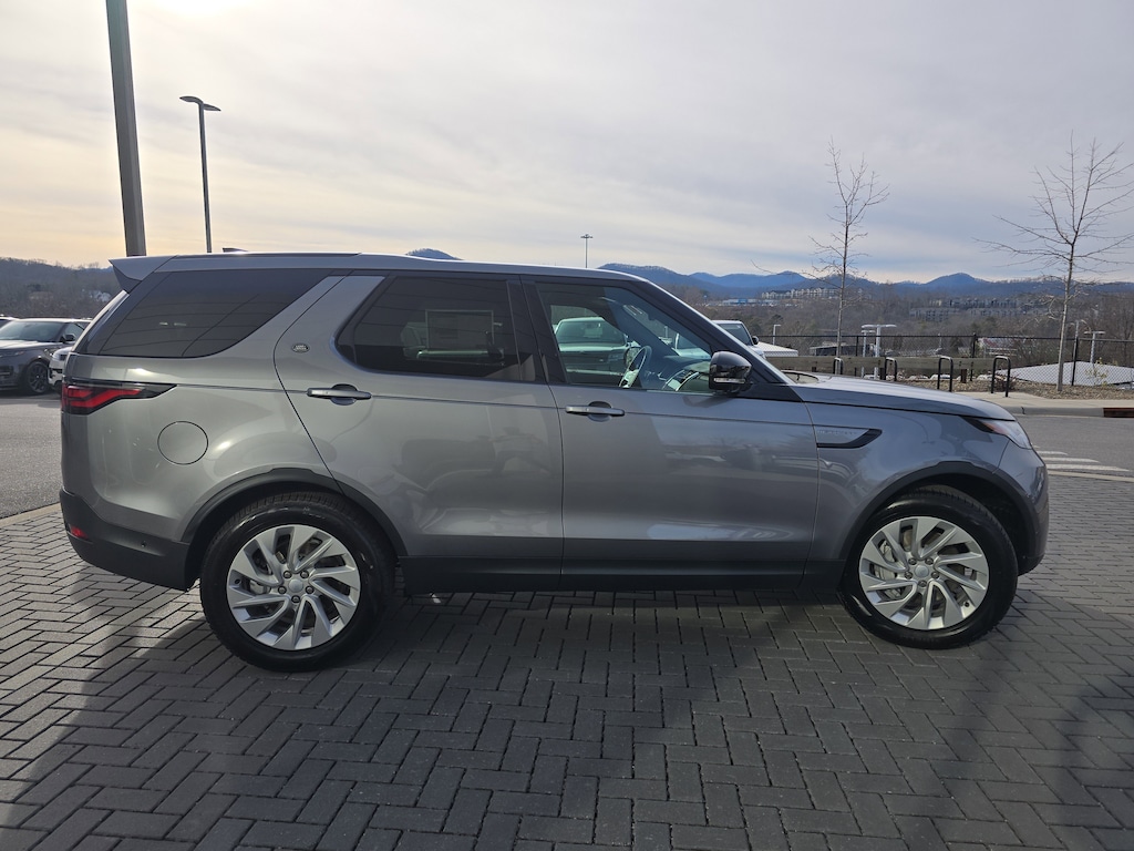 New 2026 Land Rover Discovery S SUV